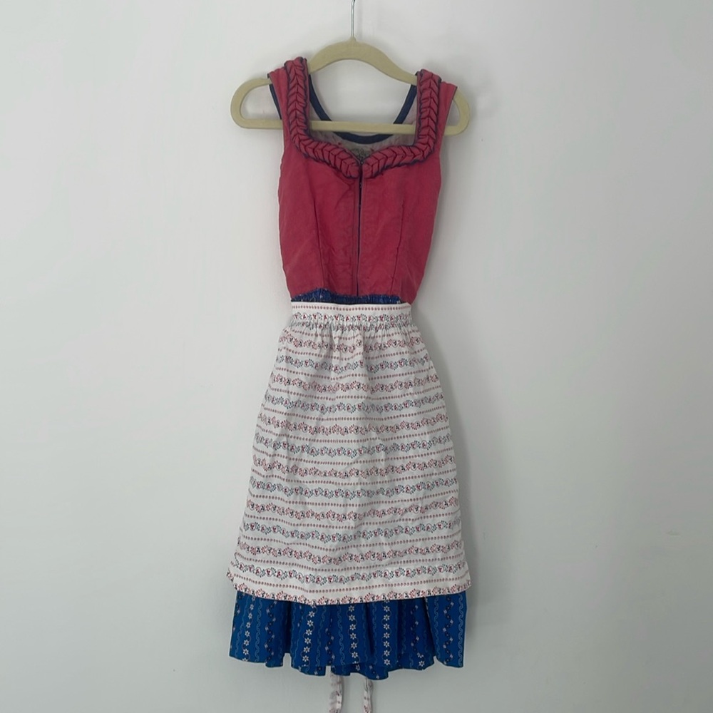 Stunning Vintage Hand-finished European cultural dress with apron size 5-6